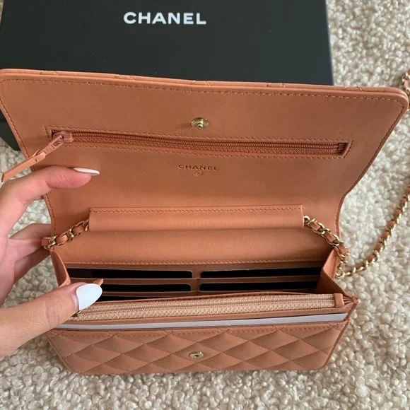 CHANEL Classic Wallet On Chain WOC in Salmon Beige Lambskin Leather - Picture 13 of 16